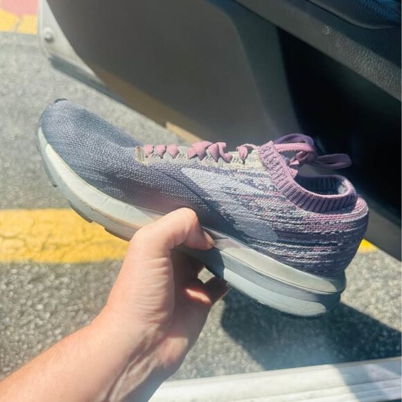 Womens Brooks size 6 - Picture 1 of 1